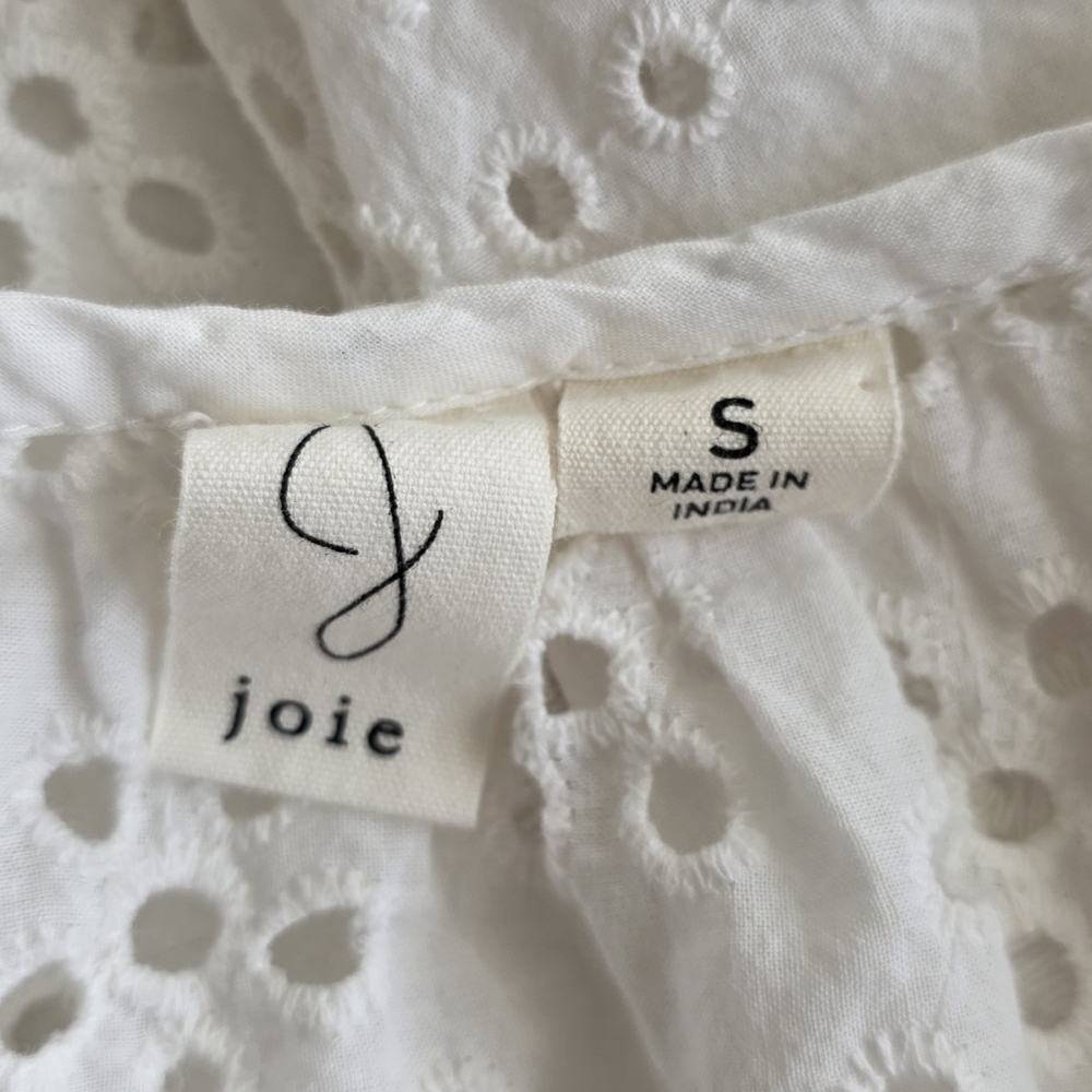 White Ruffled Eyelet Blouse - Picture 3 of 3